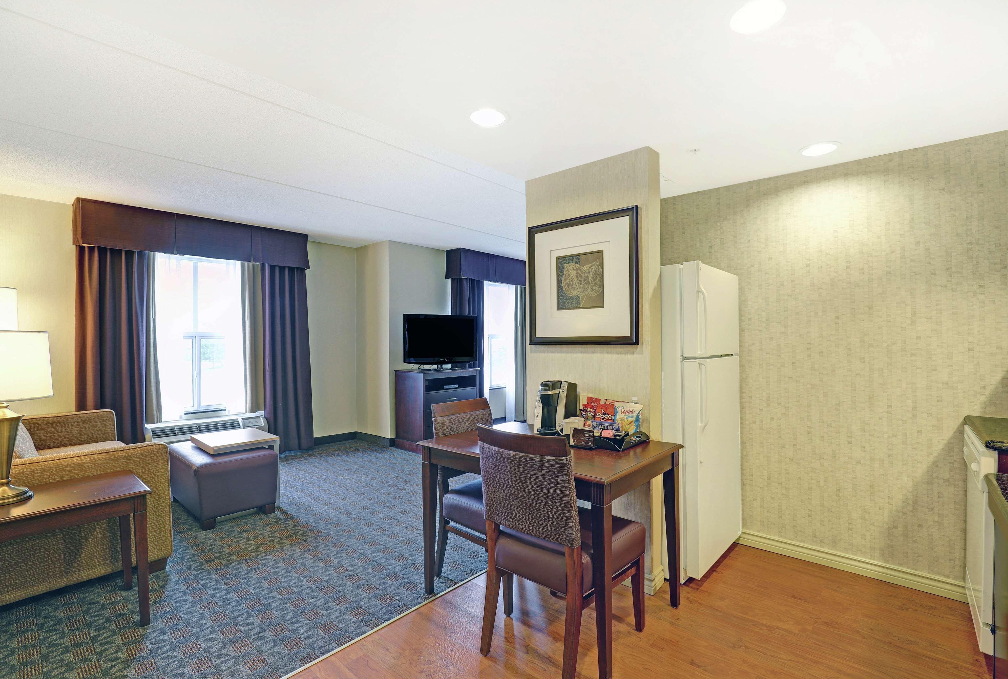 Homewood Suites By Hilton Cambridge-Waterloo, Ontario מראה חיצוני תמונה